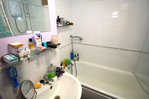 undefined, Rainham RM13