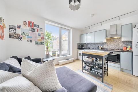 2 bedroom flat for sale, Chesham,  Buckinghamshire,  HP5