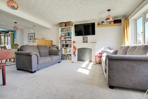 4 bedroom detached house for sale, Treeway, Chatteris