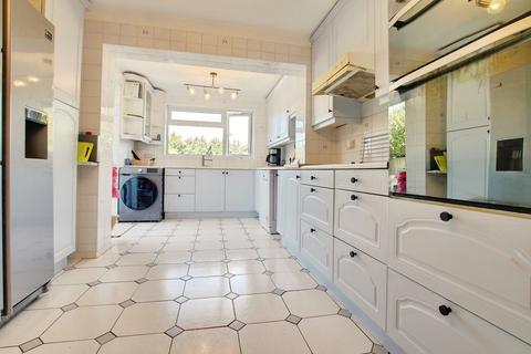 4 bedroom detached house for sale, Treeway, Chatteris