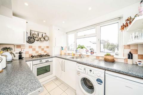 undefined, Station Road, Hampton TW12