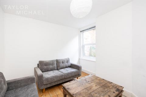 4 bedroom terraced house to rent, Riley Road, Brighton