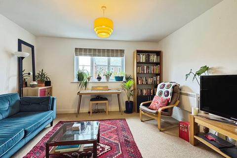2 bedroom apartment for sale, Horsforde View, Leeds LS13