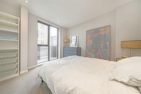1 bedroom flat for sale, Lancaster Street, London SE1