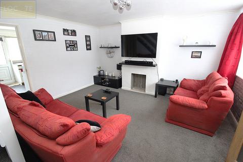 3 bedroom terraced house for sale, Stroma Gardens, Davyhulme