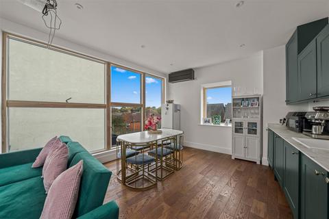 2 bedroom terraced house for sale, Walnut Tree Close, Guildford