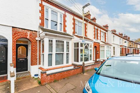 5 bedroom terraced house to rent, Neville Street, Norwich