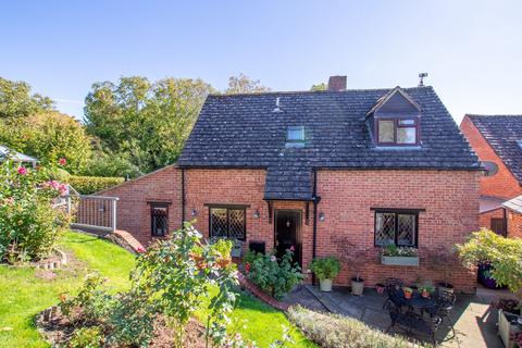 undefined, Chestnut Road, Mollington, OX17