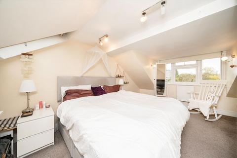undefined, Half Acre Road, London W7