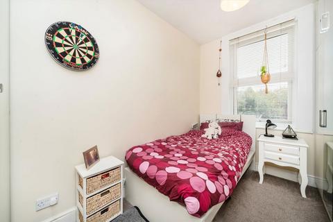 undefined, Half Acre Road, London W7