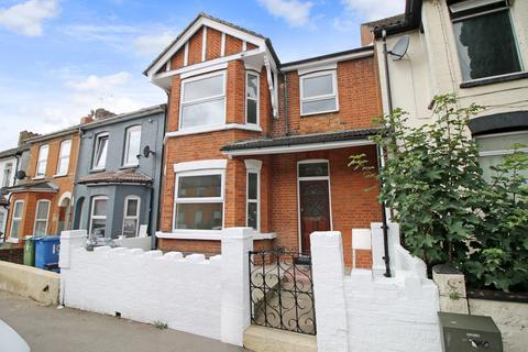 2 bedroom apartment for sale, 17 York Road, Aldershot, Hampshire, GU11