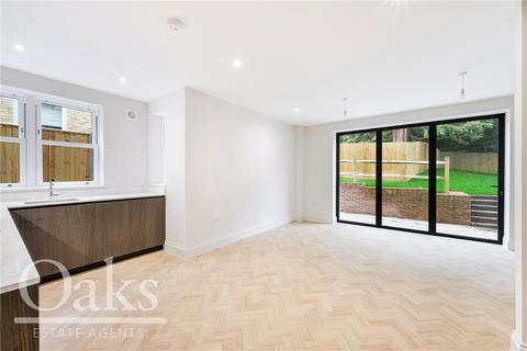 4 bedroom semi-detached house to rent, Park Road, Kenley