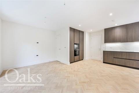 4 bedroom semi-detached house to rent, Park Road, Kenley