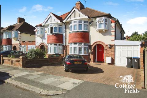 3 bedroom house for sale, Rowantree Road, London N21