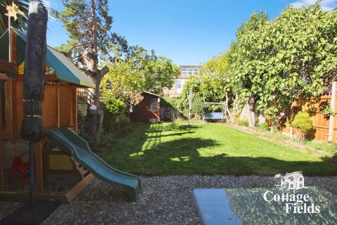 3 bedroom house for sale, Rowantree Road, London N21