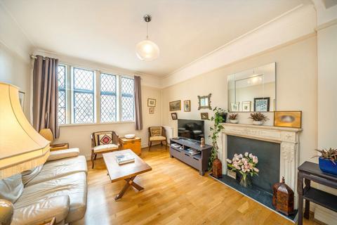 2 bedroom flat to rent, Church Close, London W8