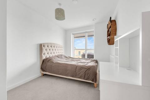 3 bedroom flat for sale, Banning Street, East Greenwich, LONDON, SE10