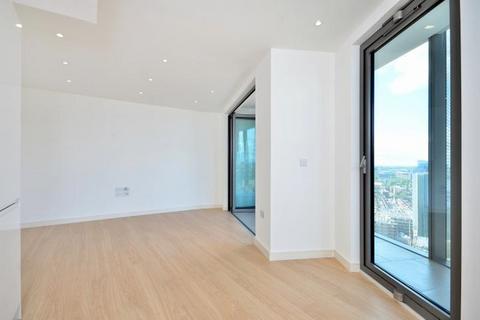 1 bedroom flat for sale, Kew Eye Apartments, Great West Quarter, Ealing Road, Brentford, TW8