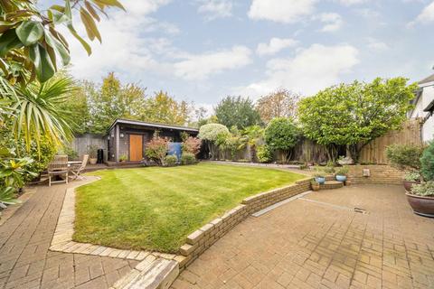 undefined, Vaughan Avenue, London NW4
