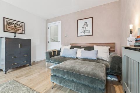 11 Birchfield Drive, Glasgow, G14 9FG