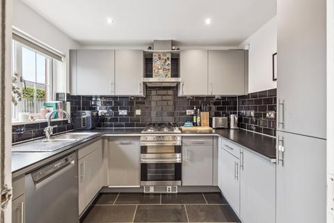 11 Birchfield Drive, Glasgow, G14 9FG