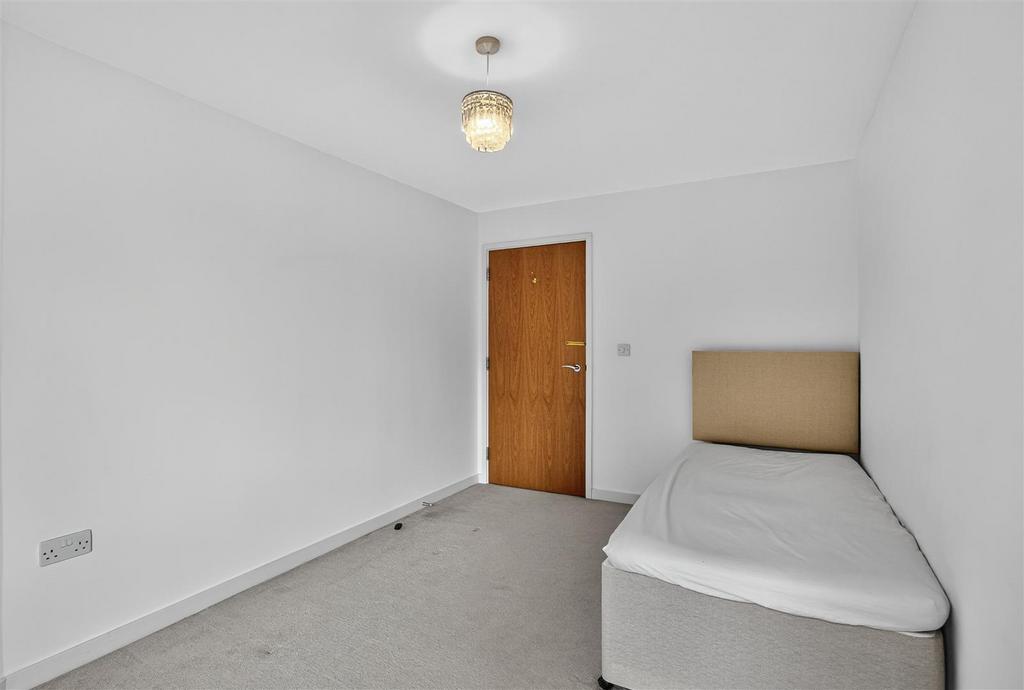 Bedroom 2.jpg