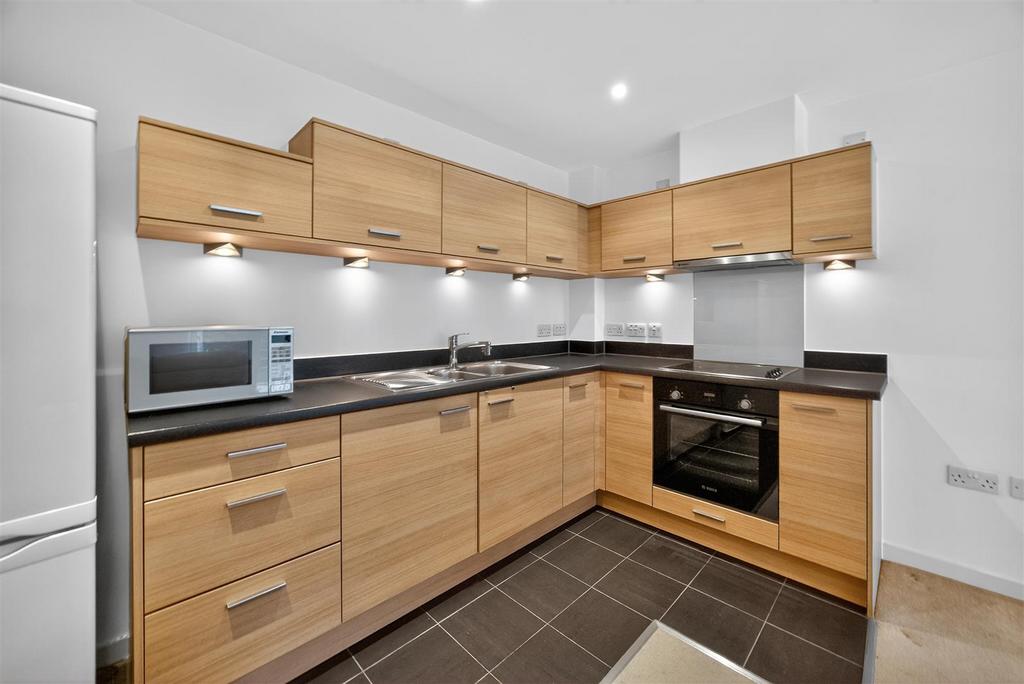 3.Kitchen.jpg