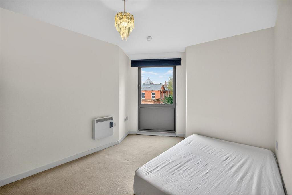 5.Bedroom One.jpg