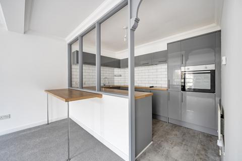 undefined, Grosvenor Place South, Gloucestershire GL52
