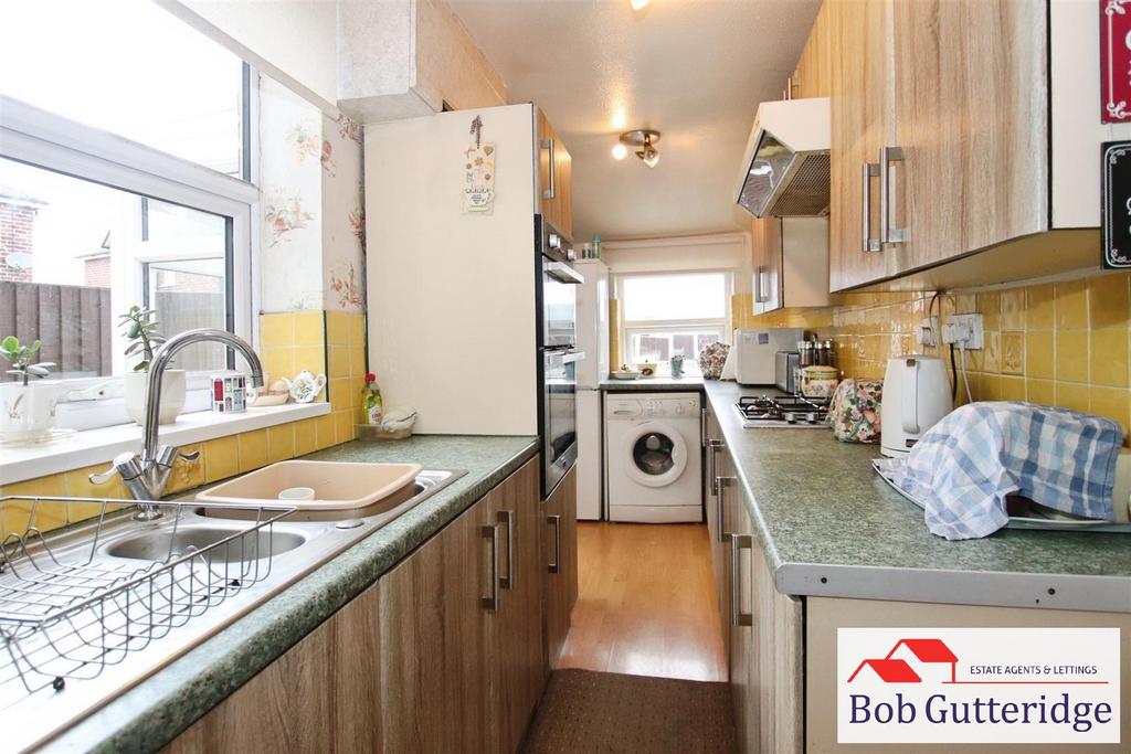 Fitted kitchen