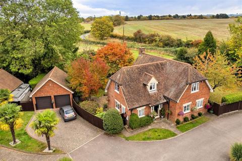 4 bedroom detached house for sale, Thornbrook, Thornwood.