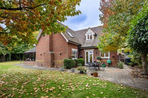 4 bedroom detached house for sale, Thornbrook, Thornwood.