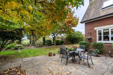 4 bedroom detached house for sale, Thornbrook, Thornwood.