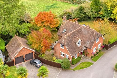 4 bedroom detached house for sale, Thornbrook, Thornwood.