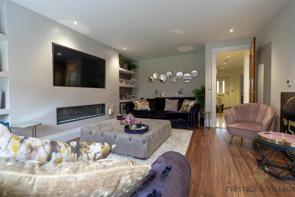 Lounge / Reception (rear)