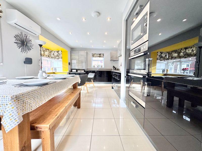 Dining area to...