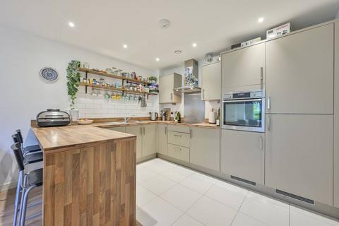 Kingston Road, Wimbledon, London, SW20