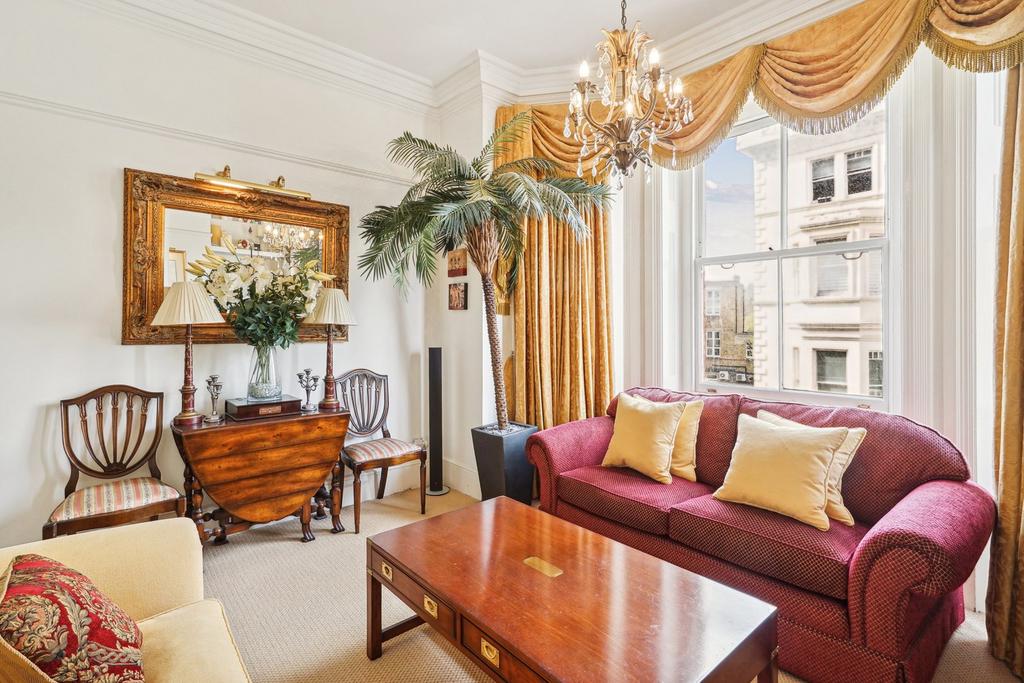 Apartment in London - View 2