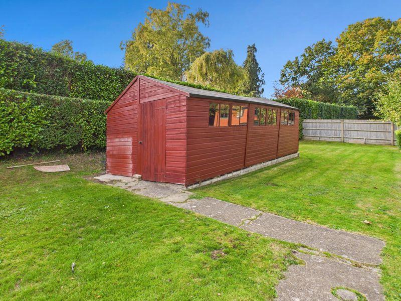 Workshop / storage