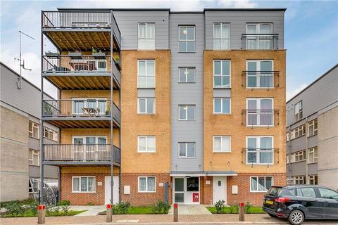 1 bedroom flat to rent, Limerick Close, London SW12