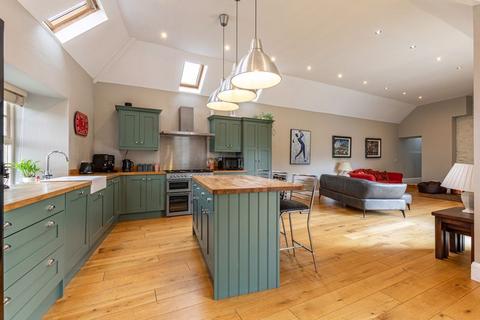 undefined, Ladyrig Stables, Heiton, Kelso
