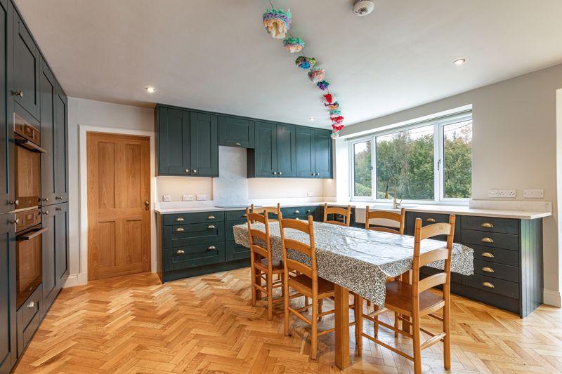 Dining Kitchen Area