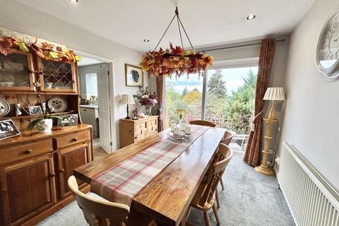 6 Chalton Heights, Chalton, Luton, LU4 9UF