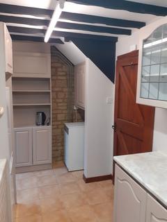 3 bedroom semi-detached house to rent, Orchard Ground, Chipping Norton