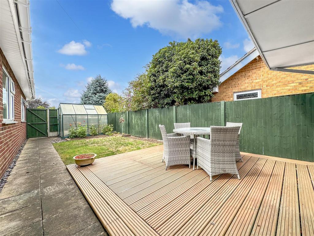 Rear Garden 898