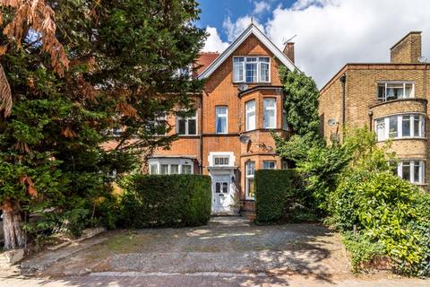 3 bedroom apartment to rent, West Hill, London SW15