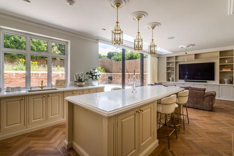 24 The Dene, Cheam, Sutton, SM2 7EG