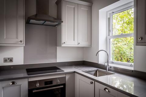 2 bedroom apartment for sale, Kingston Road, London SW19
