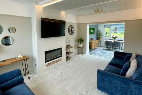 3 bedroom semi-detached house for sale, Wilson Road, Oldbury B68