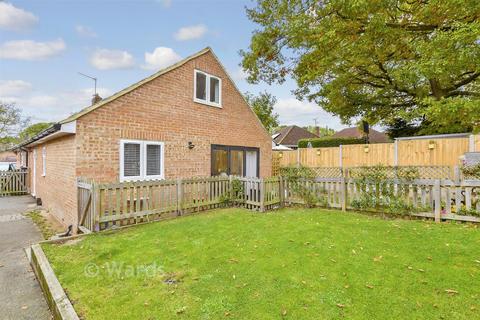 undefined, Grange Crescent, Tenterden TN30